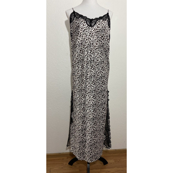 NWT Linda Hartman Intimates Size 8 Animal Print Black Lace Maxi Nightgown - Picture 1 of 8